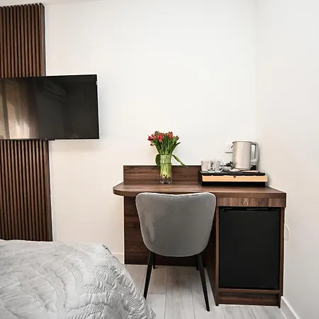 Laurea Affittacamere 3*