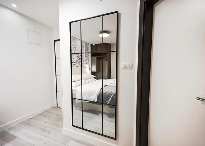 Laurea Affittacamere 3*